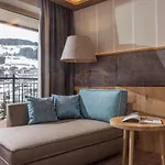 Zentral ****superior Hotel