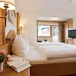 Zentral ****superior Hotel Kirchberg in Tirol