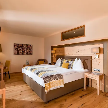 Hotel Zentral ****superior Kirchberg in Tirol