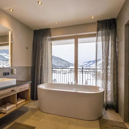 Zentral ****superior 4* Kirchberg in Tirol