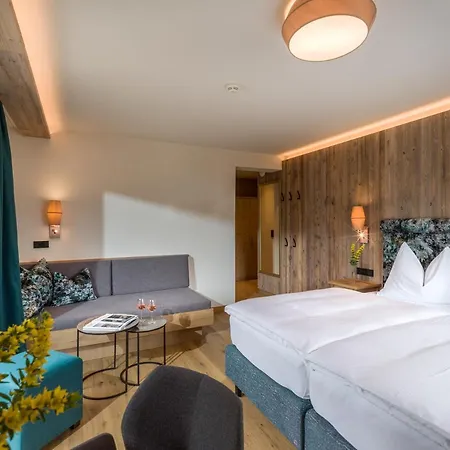 Hotel Zentral ****superior Kirchberg in Tirol