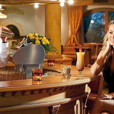 Zentral ****superior Hotell 4*
